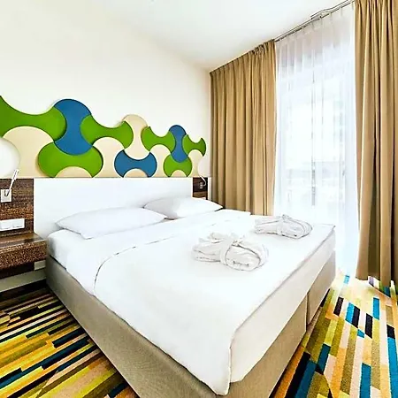 Apart Otel Baltic Park Molo By Zdrojowa 4*
