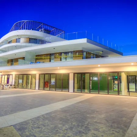 Baltic Park Molo By Zdrojowa 4*