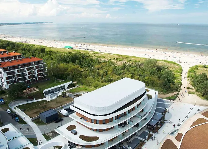 Baltic Park Molo By Zdrojowa Apart-hotel 4*